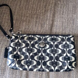 Coach wristlet, black & white